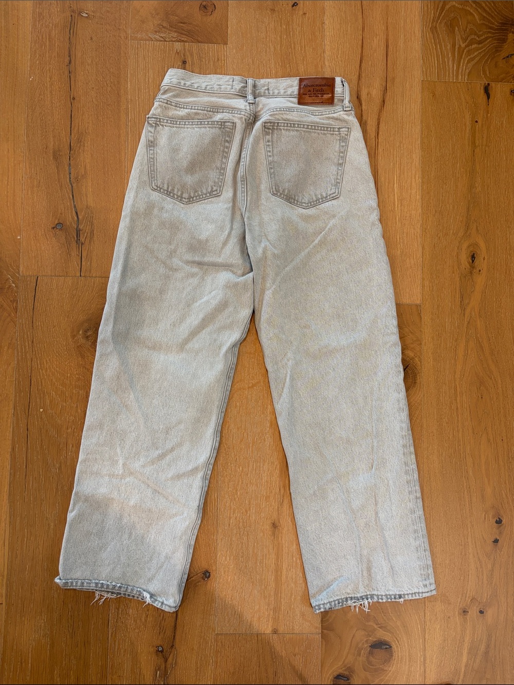 Abercrombie & Fitch Grey Authentic Rigid Denim Baggy Jeans - Picture 5 of 5